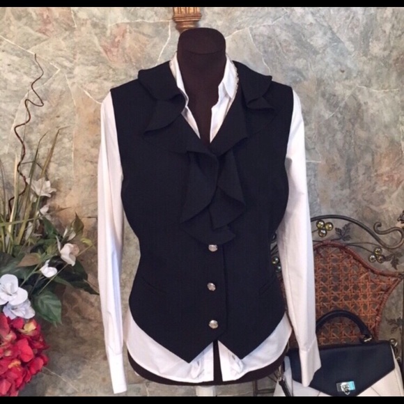 COPY - Ralph Lauren 🌹stunning executive ruffle suit vest - Picture 10 of 16